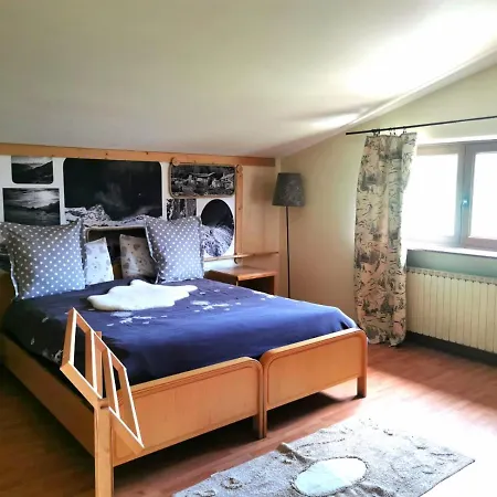 Vrignier Apartment